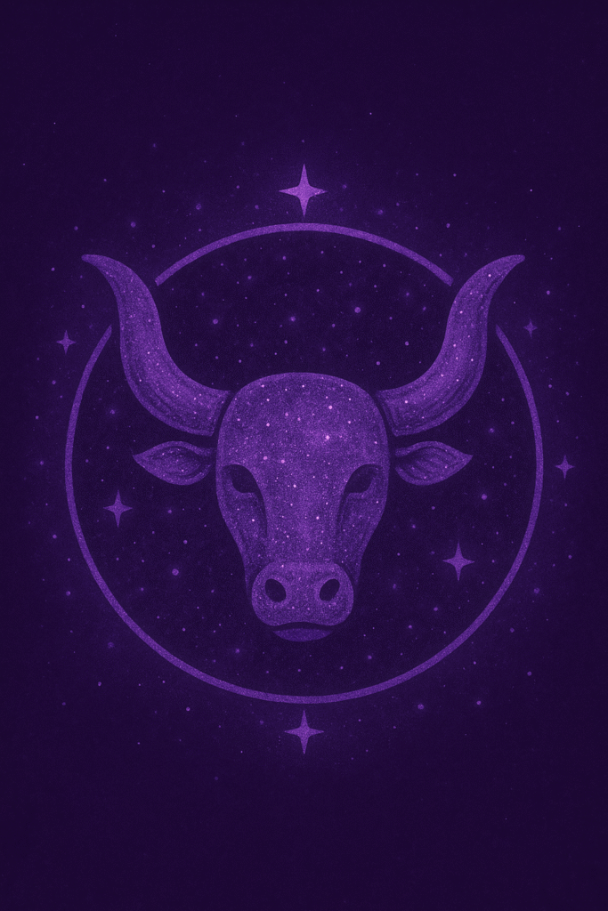 byk na fioletowym tle